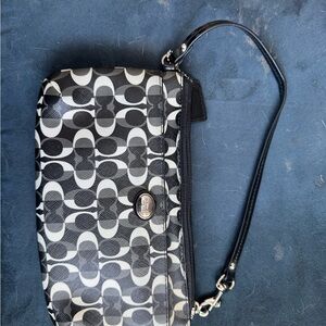 Coach Monochrome Signature Clutch